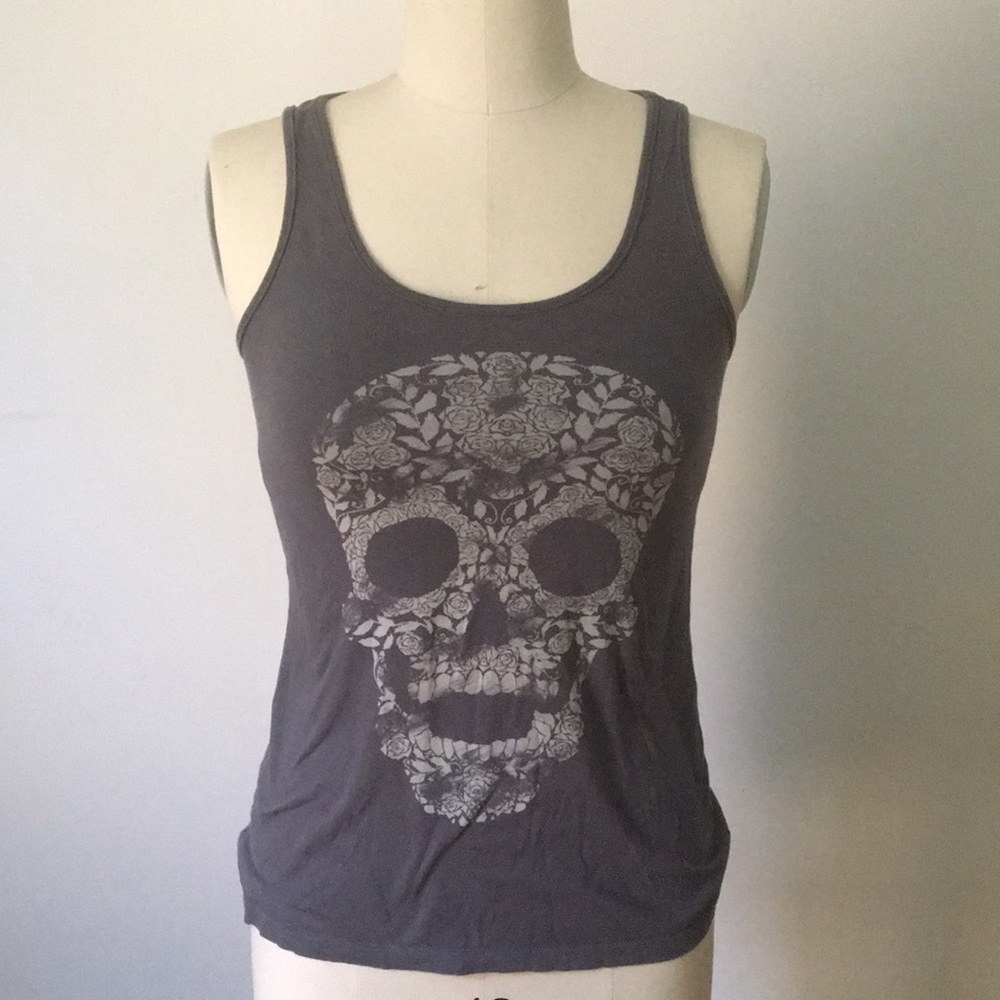 SLEEVELESS GREY TANK